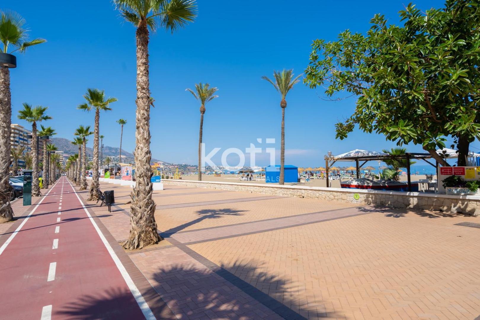 Koti Rentals - Casita Rosario Pino Rooftop Y Bbq Фуэнхирола Экстерьер фото