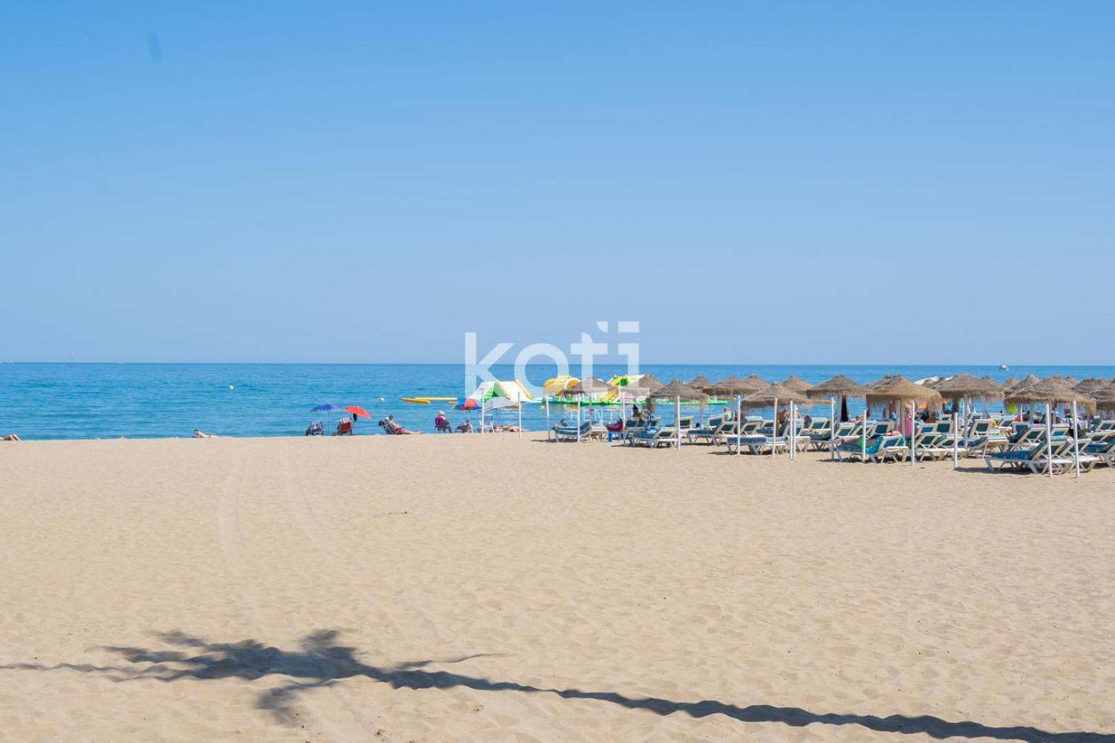 Koti Rentals - Casita Rosario Pino Rooftop Y Bbq Фуэнхирола Экстерьер фото