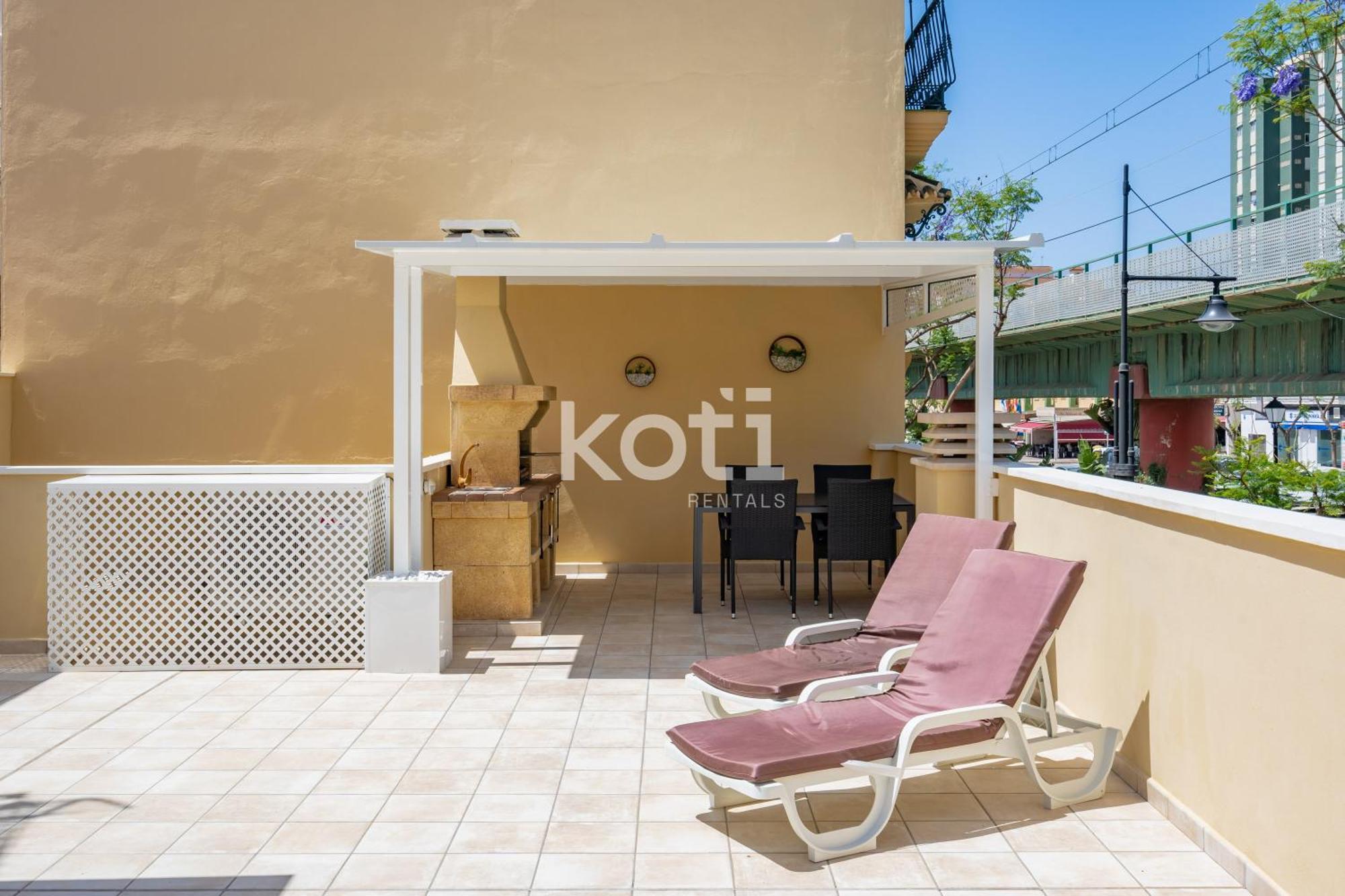 Koti Rentals - Casita Rosario Pino Rooftop Y Bbq Фуэнхирола Экстерьер фото