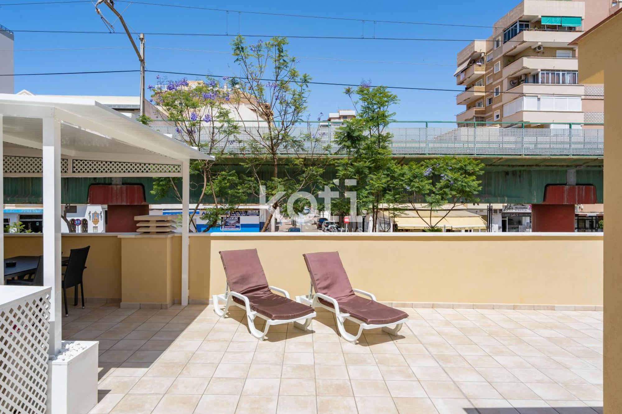 Koti Rentals - Casita Rosario Pino Rooftop Y Bbq Фуэнхирола Экстерьер фото